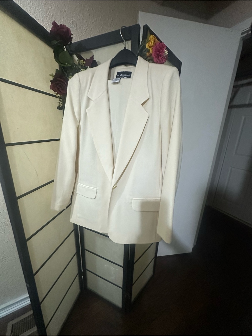 Sag Harbor Cream Single-Button Blazer and Trousers